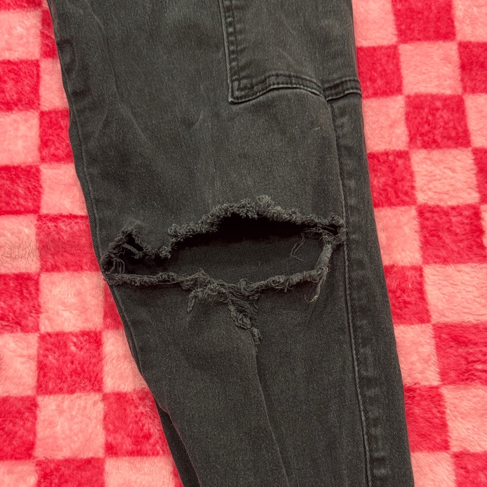 Almost Famous Black Distressed Jeggings - Picture 6 of 7
